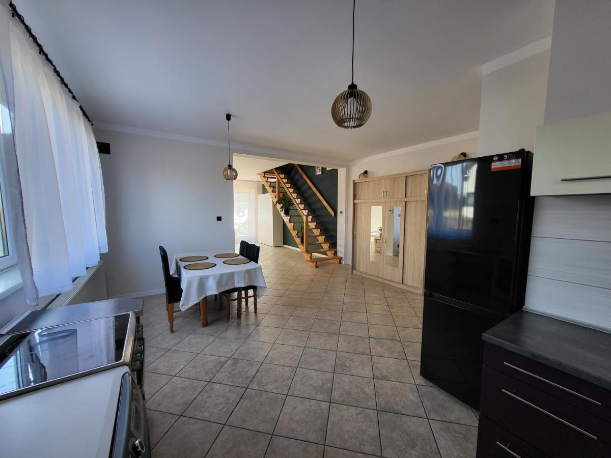 Apartment 17